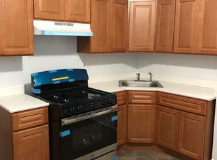 31 Hewitt St, Trenton, NJ 08611