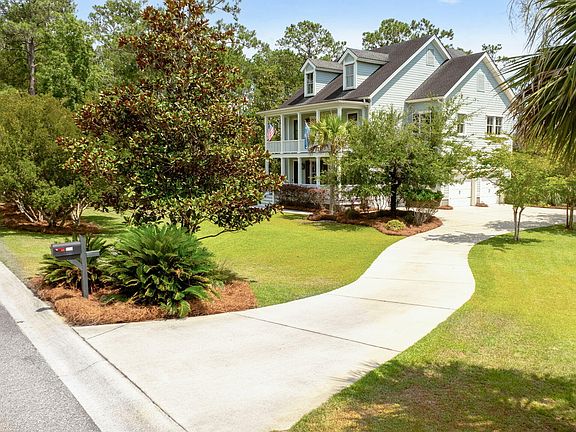 3rd image of 4550 Cape Island Dr