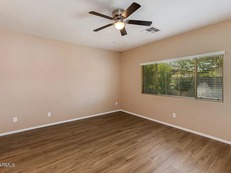 613 W Stanley Ave — Photo 19