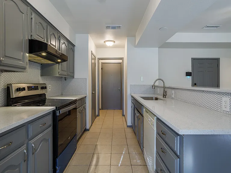 746 Prairie Creek Dr #746 — Photo 12