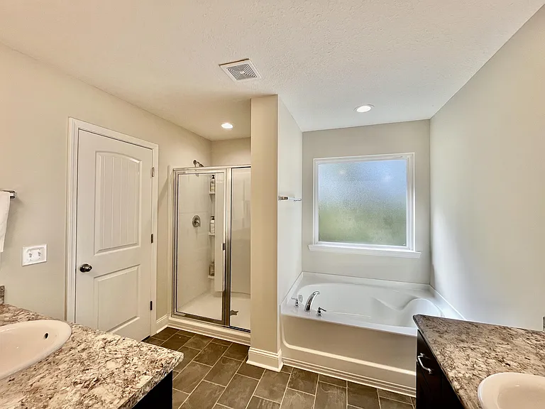 759 Fairview Cir — Photo 24