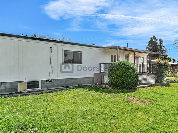 4th image of 16704 S Campbell Ave