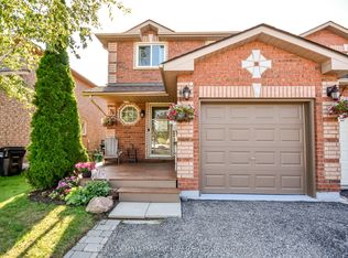 17 Srigley St, Barrie, ON L4N0L9