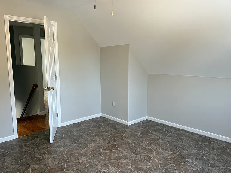 44 John Howland Dr — Photo 20