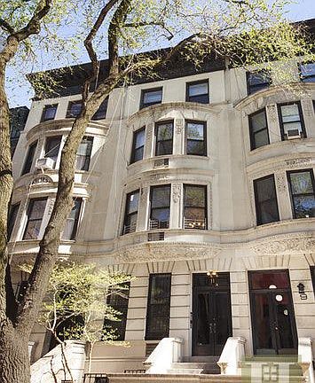 3rd image of 11 W 95th St APT 2R
