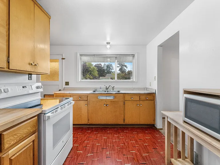 8908 Hipkins Rd SW — Photo 8