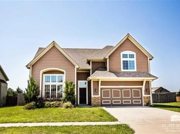 2601 Brooke Bnd, Junction City, KS 66441