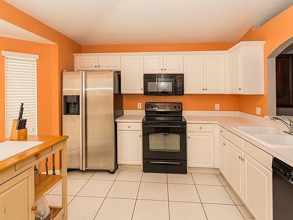 4th image of 8008 Canterbury Lake Blvd