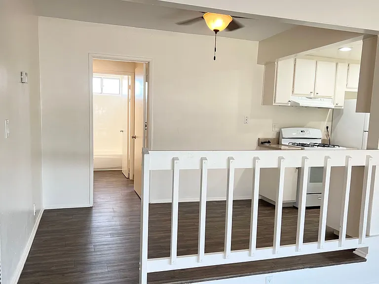 Pacific Pines - in the heart of the beautiful city of Carlsbad — Photo 13