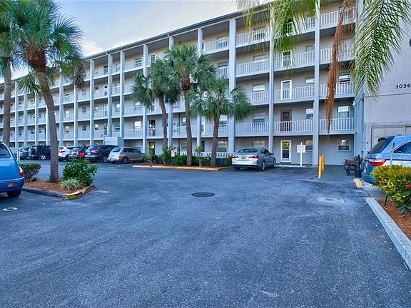 3rd image of 3160 Lake Bayshore Dr #O-311