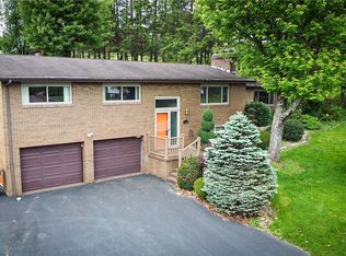102 Lyn Dale Dr, Butler, PA 16001