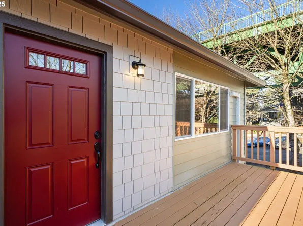 8678 N Willamette Blvd, Portland, OR 97203