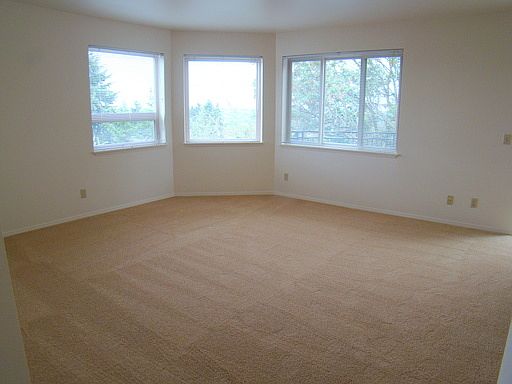 2nd image of 8315 5th Ave NE APT 404
