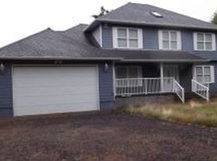 650 SW Edgewater Dr, Waldport, OR 97394