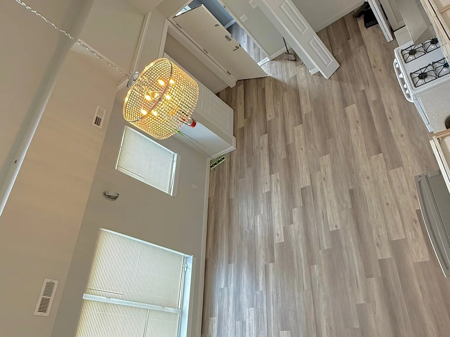 2 bed, 2.5 bath, $2,681 — Photo 2