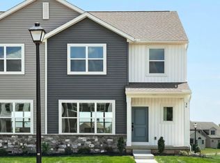 36 N Conifer Dr, Elizabethtown, PA 17022