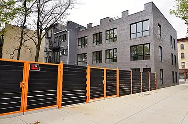 Rented by Park Property Advisors