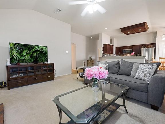 5th image of 4410 Wavertree Dr