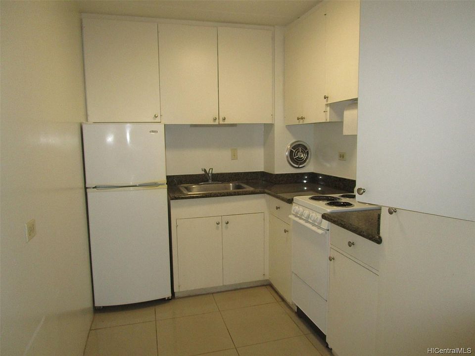 2nd image of 1936 Wilder Ave APT 104