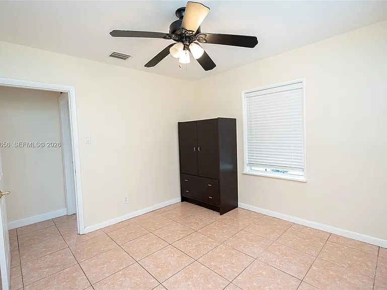 5613 Pierce St #2 — Photo 13