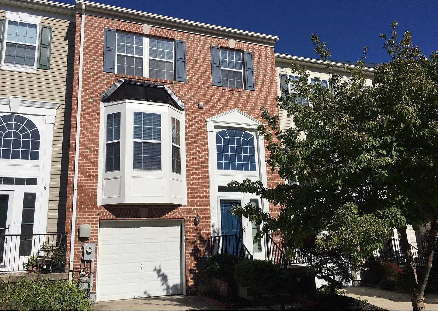 3 bed, 2248 sqft, $3,100 — Photo 1