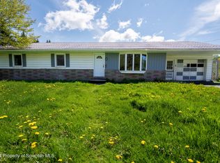 792 McCollum Rd, Montrose, PA 18801