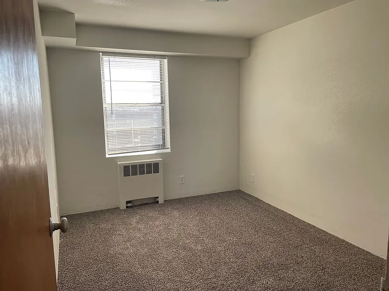 The Avenue apartments — Photo 25
