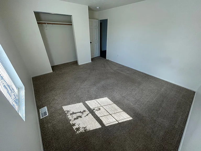 803 East Mission — Photo 36