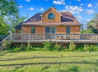 4735 Grange Rd, Clay, NY 13041
