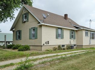 13815 Hallock Rd, Hickory Corners, MI 49060