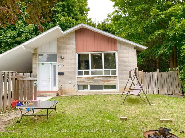 3818 Lawrence Ave E, Toronto, ON M1G 1R6