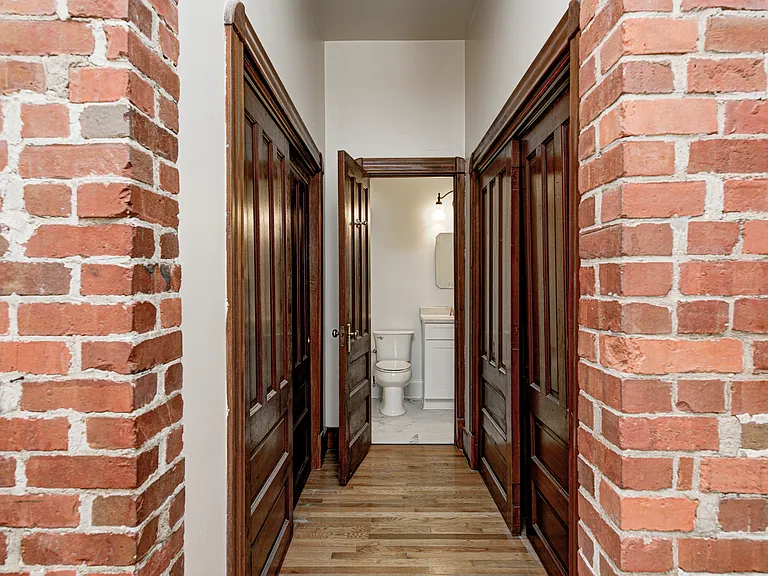 315 N Senate Ave #D — Photo 17