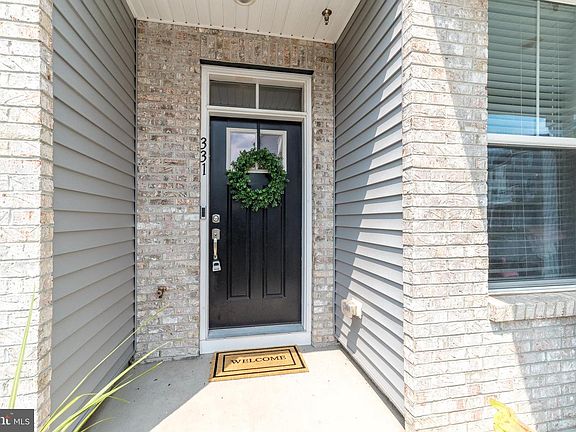 2nd image of 331 Foundry St