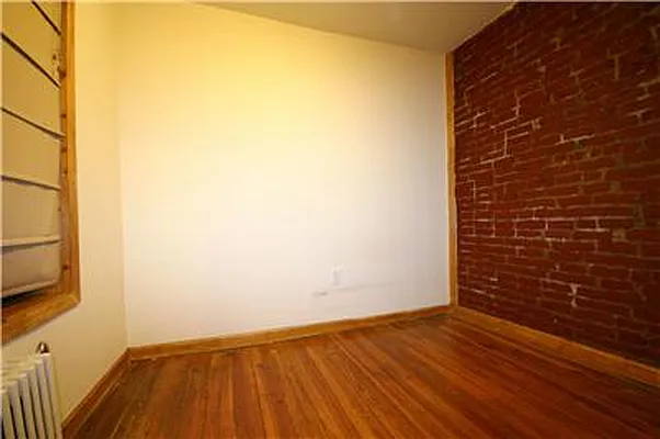 Rented by Fenwick Keats Real Estate | media 21