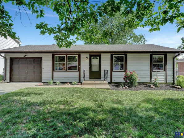 736 W Washington St, Lincoln, NE 68522