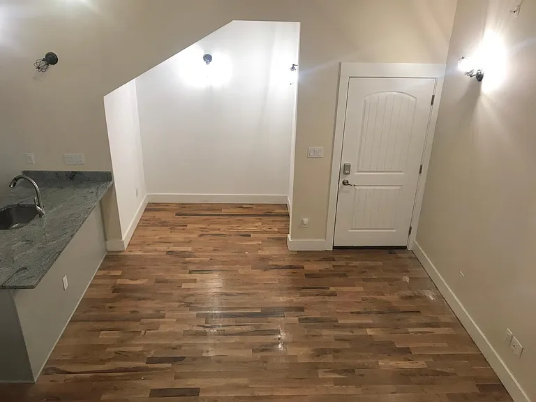 2315 Park Ave #2F — Photo 9