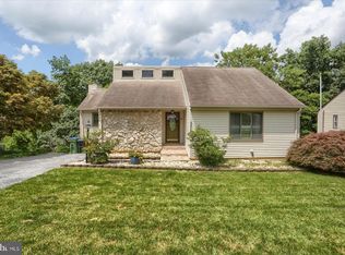 3304 Ridgeway Rd, Harrisburg, PA 17109