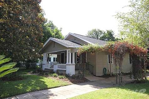 4th image of 915 E Moreno St