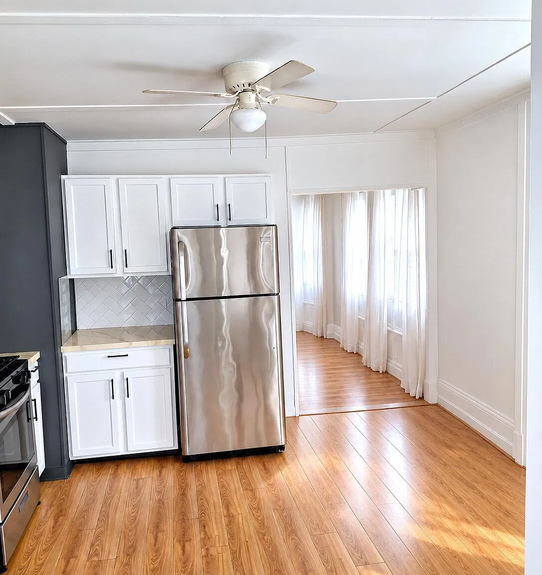 2 bed, 4672 sqft, $3,000 — Photo 3
