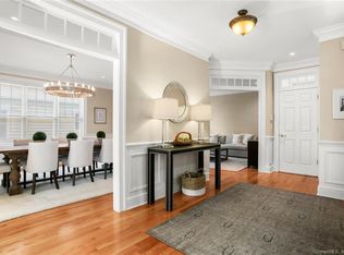 864 Oldfield Rd, Fairfield, CT 06824