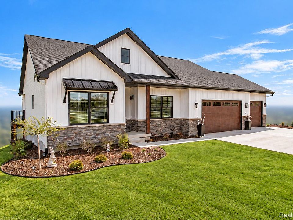 1st image of 12945 Poppy Ln