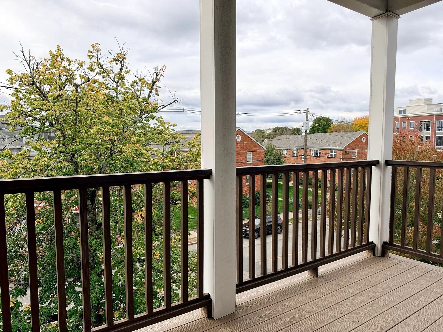 3 bed, 2.0 bath, 1200 sqft, $3,800 — Photo 4