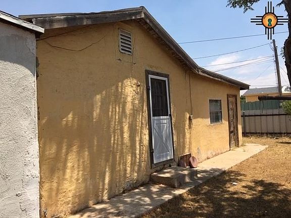 4th image of 1321 E White St