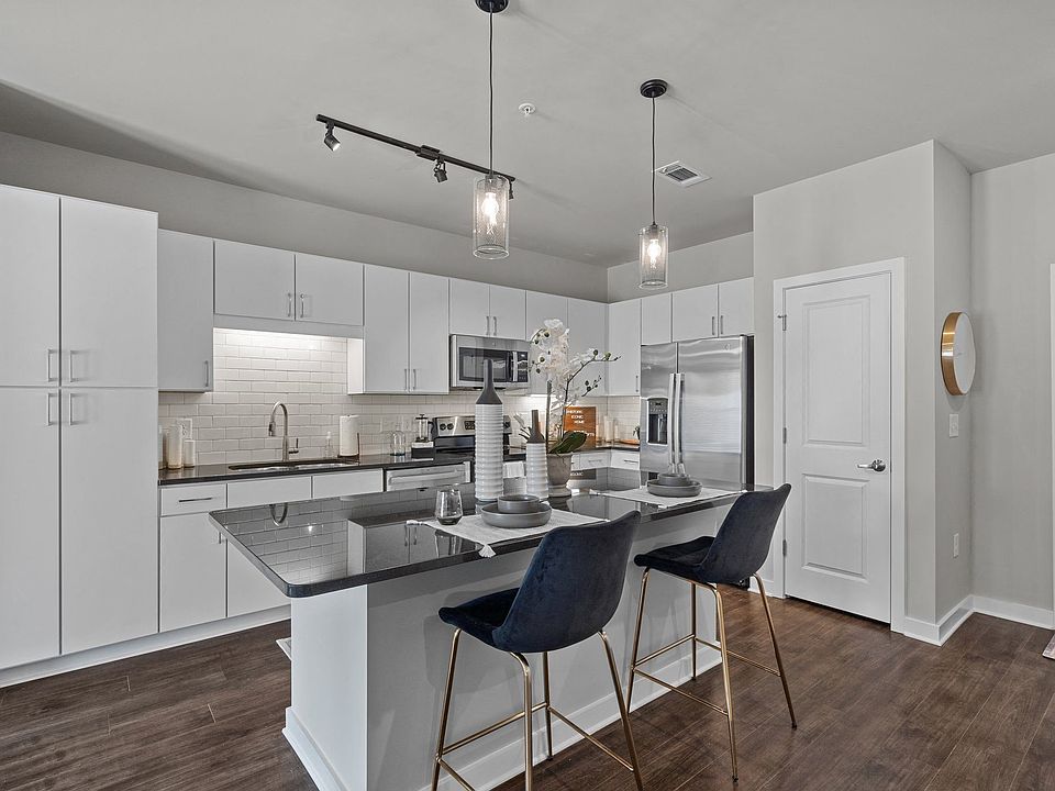 The Jenny (2BR, 2BA)