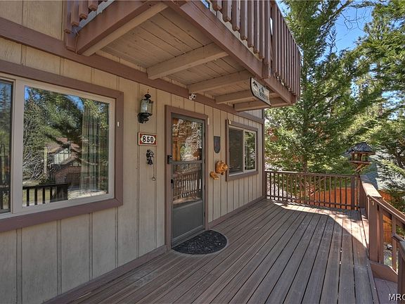 5th image of 850 Alpenweg Dr