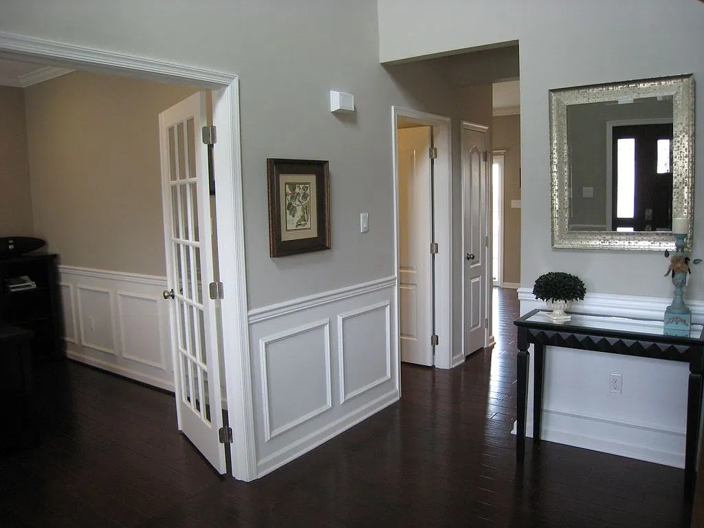 4 bed, 3947 sqft, $3,379 — Photo 3