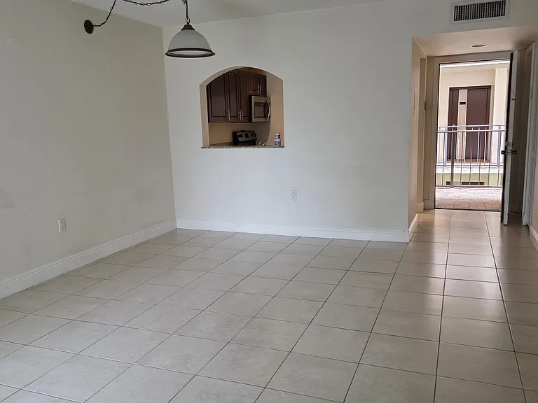 8420 SW 133 Avenue Rd #200 — Photo 7