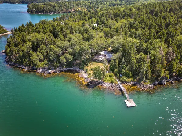 62 Noble Road, Tremont, ME 04674
