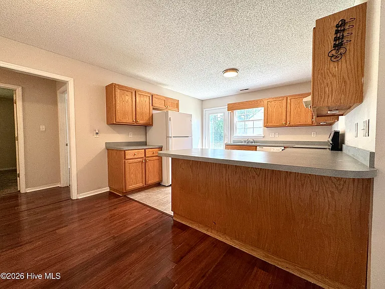 521 Jimmies Creek Dr — Photo 7