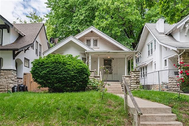 1st image of 4142 Agnes Ave